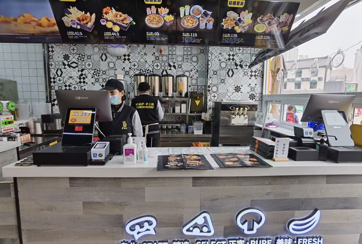 应届毕业生想创业做餐饮，先听听来自萨利士前辈们的建议吧