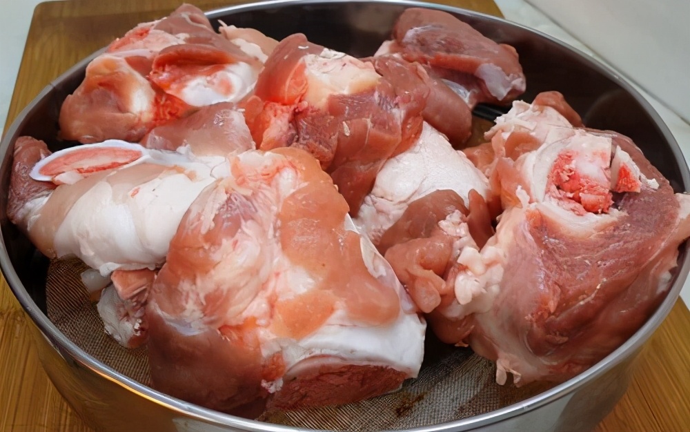 炖大骨头汤不放姜做法,炖骨头汤不加酒用什么去腥