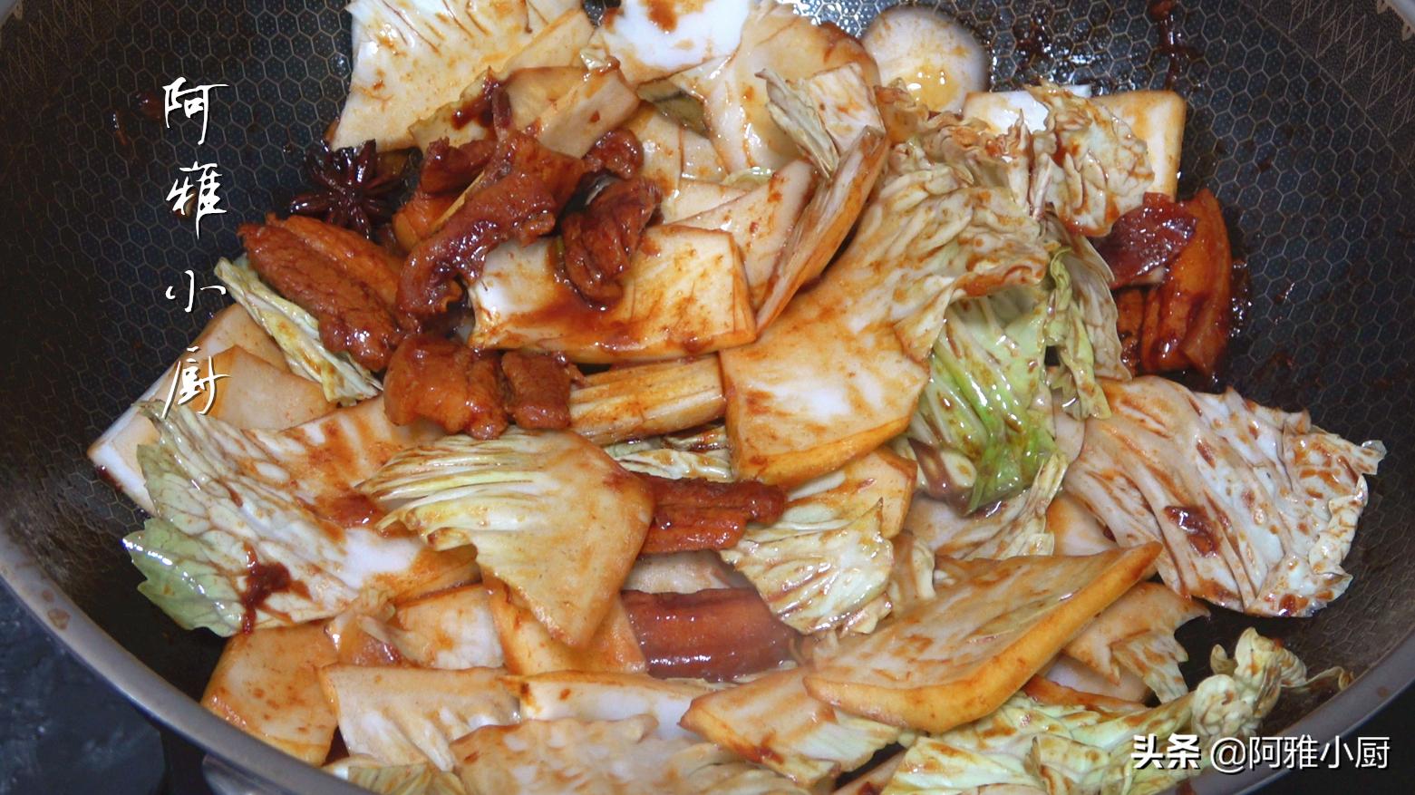 白菜炖粉条怎么做才入味？奶奶用了30年的方法，出锅比饭店的都香