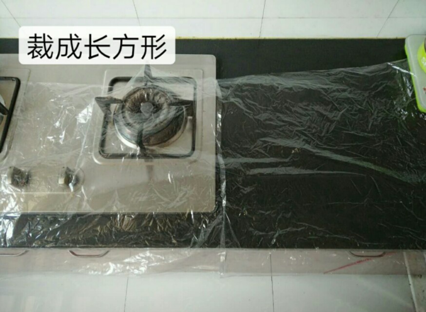 厨房灶台墙壁去油污最强的方法,灶台墙壁油污怎么处理