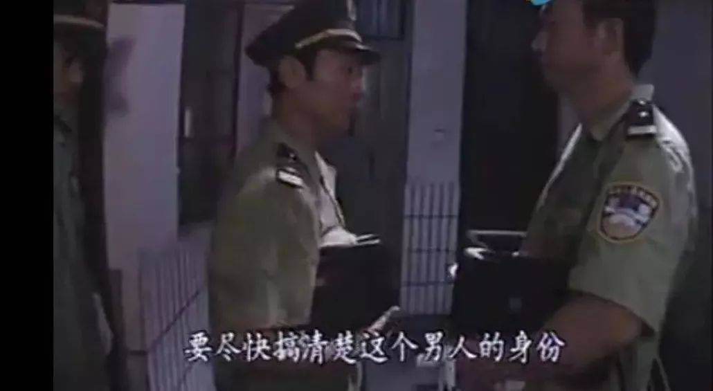 中国人为什么喜欢夹包,老外学中国人夹包