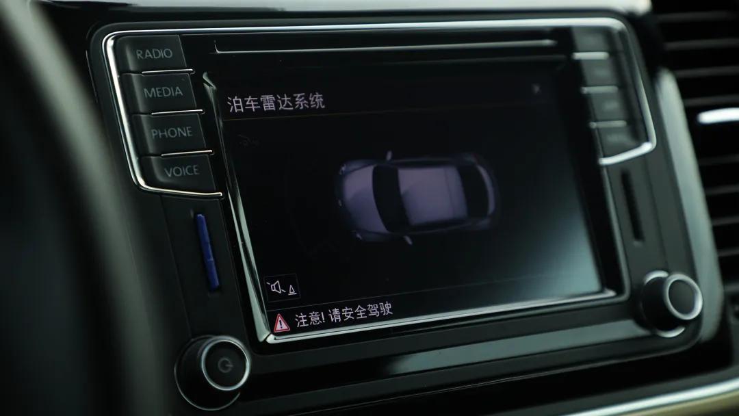 入手大众甲壳虫敞篷款实测,新款大众甲壳虫测评