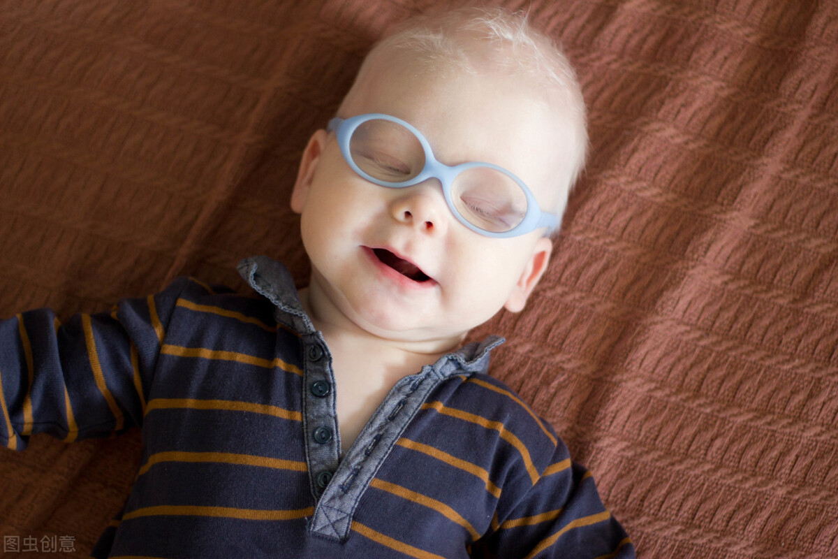 被误解的白化病：会传染？和白癜风一样？不能结婚生小孩？