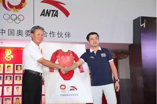 再下一城!买下“运动服中的爱马仕”,安踏能消化得了吗?