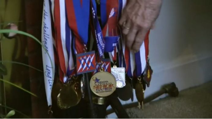 一个科蜜的疗(自)伤(虐)纪录片片单