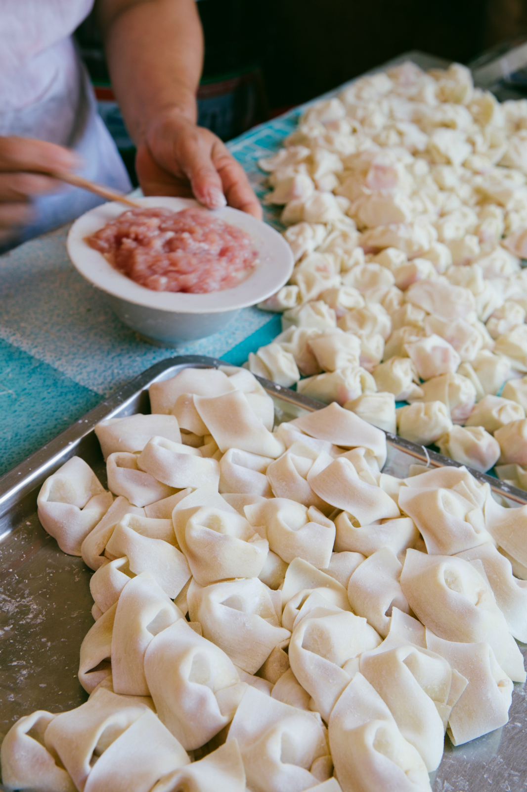 阳澄湖大闸蟹去哪吃比较正宗,阳澄湖大闸蟹在哪里吃最正宗