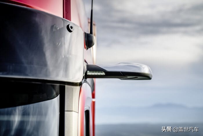 奔驰卡车电子倒车镜夜间模式,奔驰卡车后视镜有什么功能