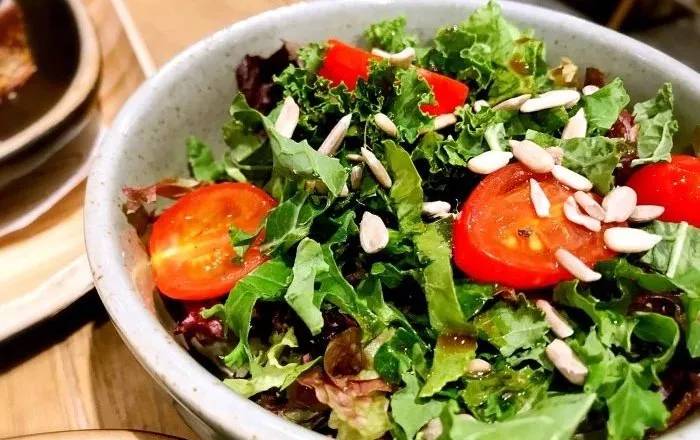 今天愉快地减肥了吗，为你送上魔都“吃草”地图！