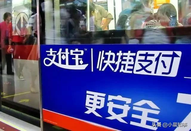 支付宝余额宝10000一天收益多少,支付宝余额宝放10000每天利息多少
