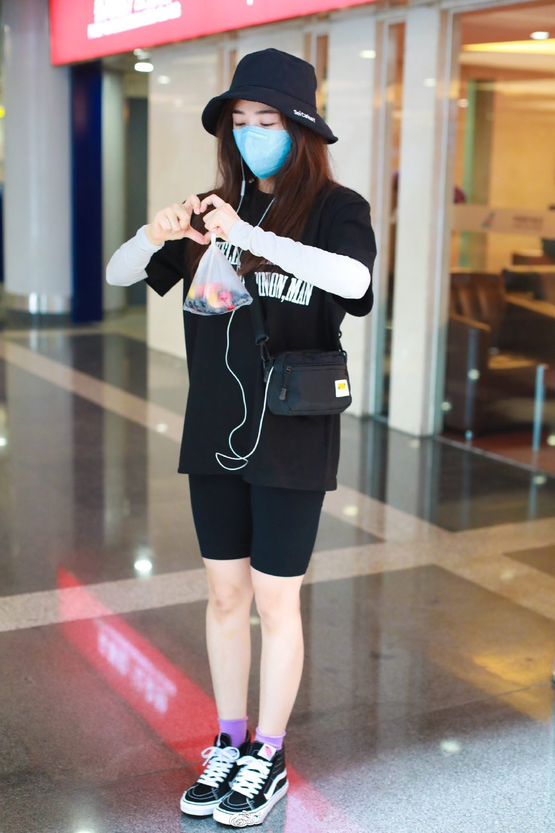 31岁张含韵穿衣,张含韵舞台一秒换装是怎么做到的