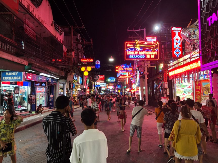 这就是泰国女士的生活方式-变性人