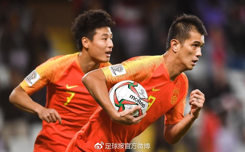 肖智：踢泰国队之前，我一直在吃止疼片！