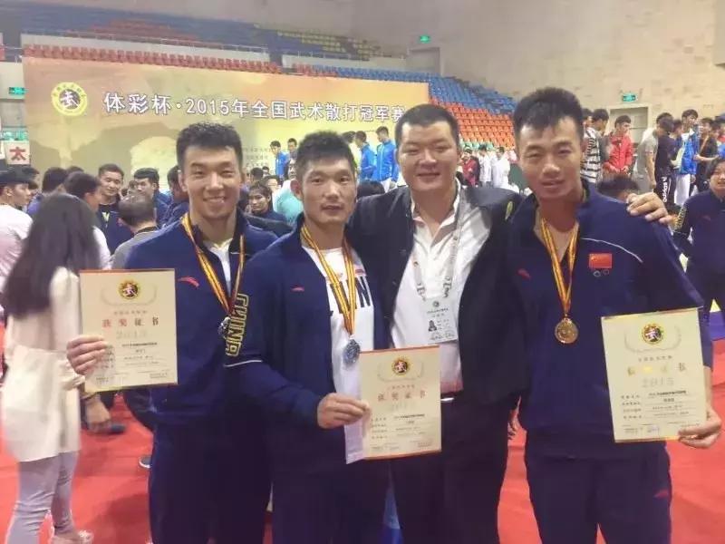 杨松：从散打王擂台上的“杨柳刀仙”，到山东散打队主教练