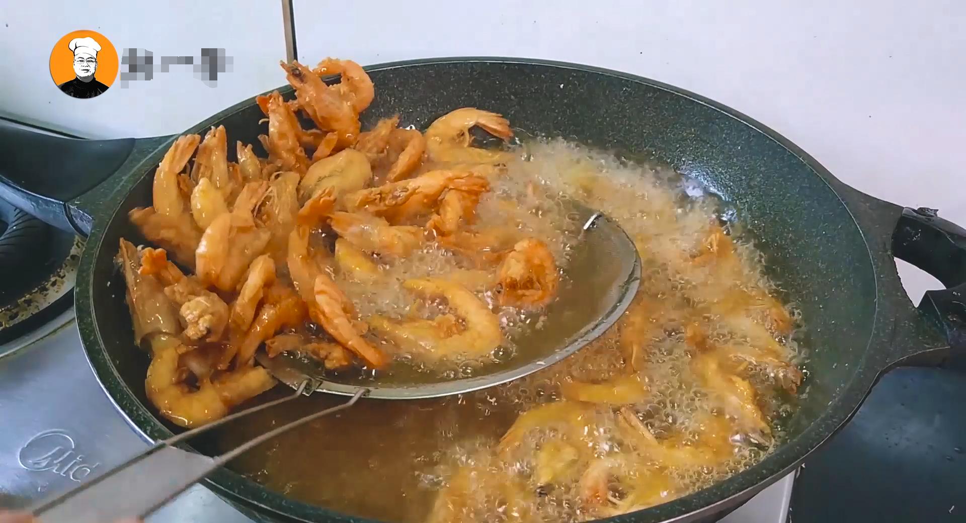 避风塘韭菜花炒基围虾做法,避风塘基围虾舌尖上的中国