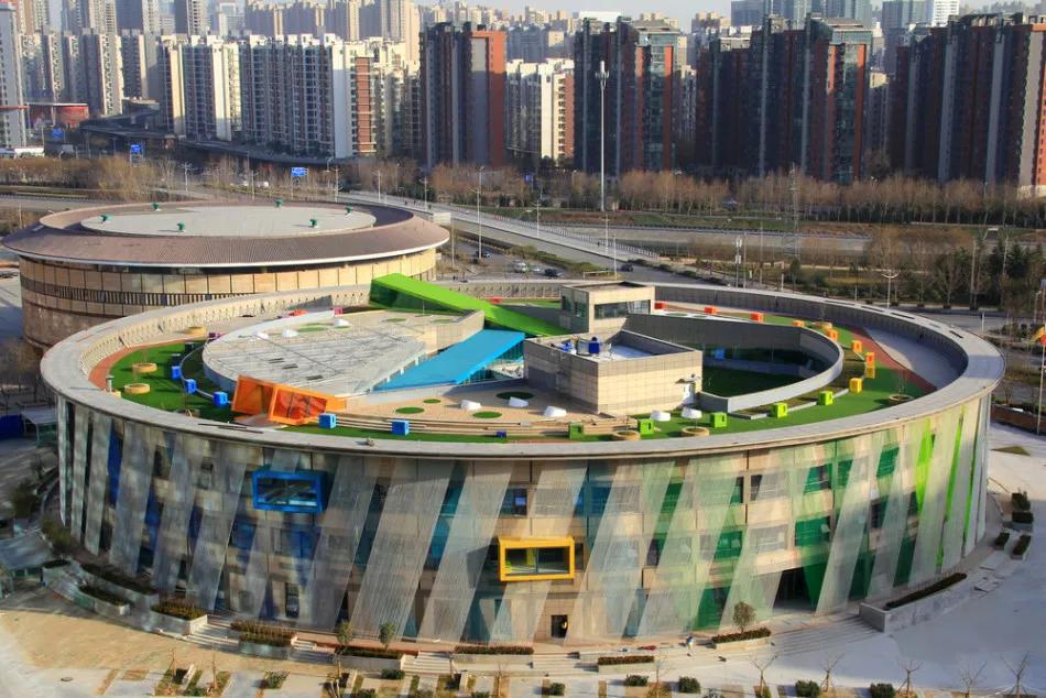 幼儿园到大学一共需要花多少钱,幼儿园到高中学费全免