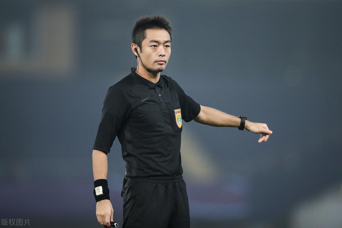 两人晋升总监,中超主裁判名单