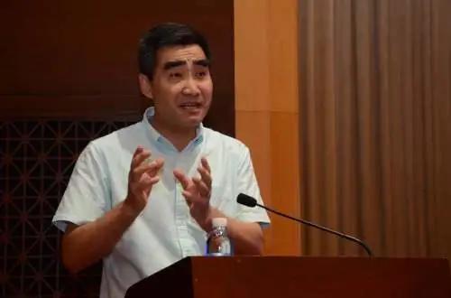 安邦清仓和谐健康抢赢碧桂园的福佳集团有何背景？