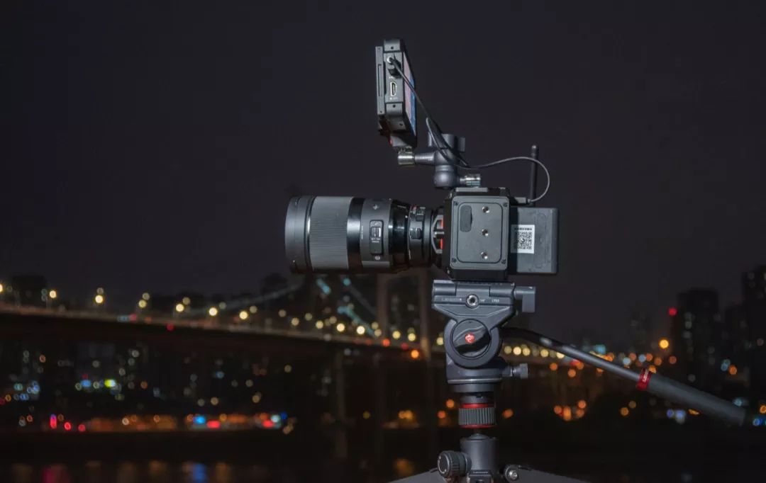 方便竖屏拍摄的4K120帧电影机——ZCAME2