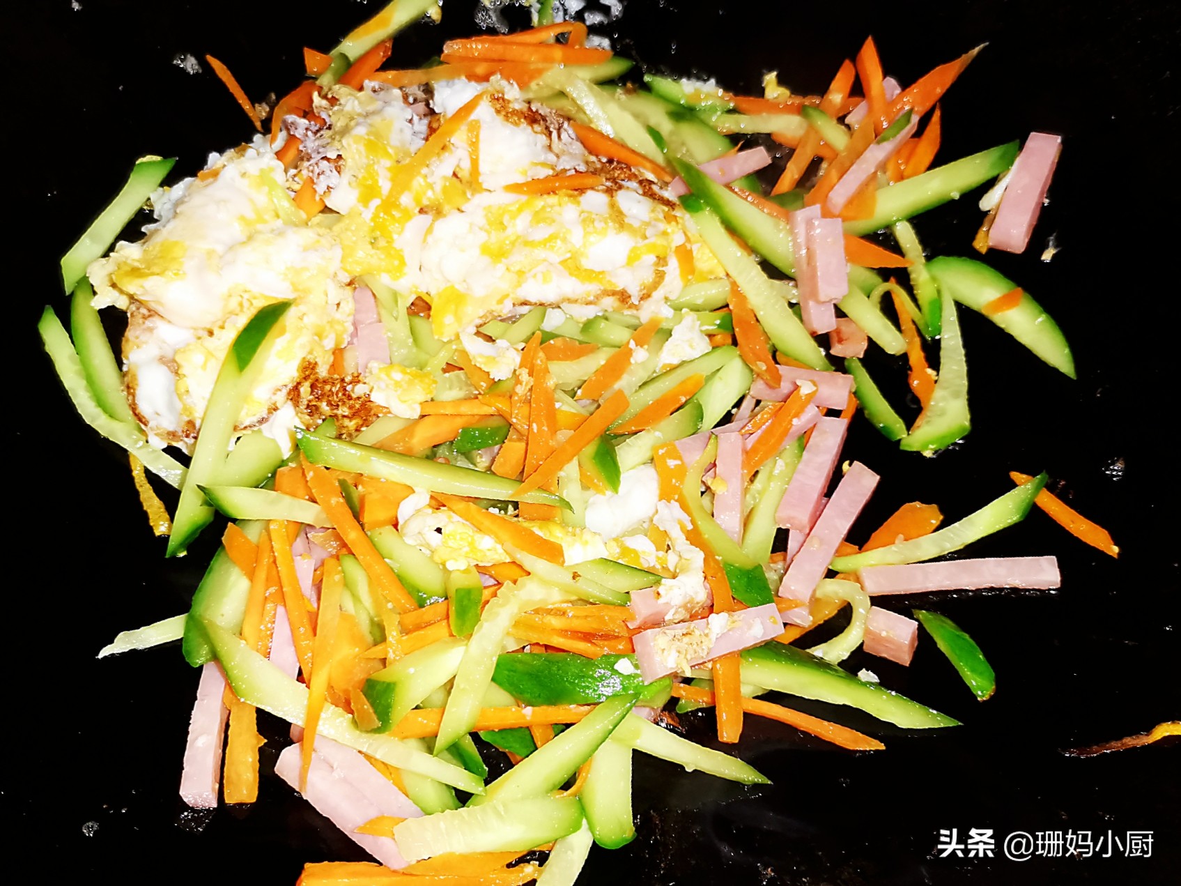 米粉炒得很好根根分明又不粘,怎样炒米粉才能又软又好吃