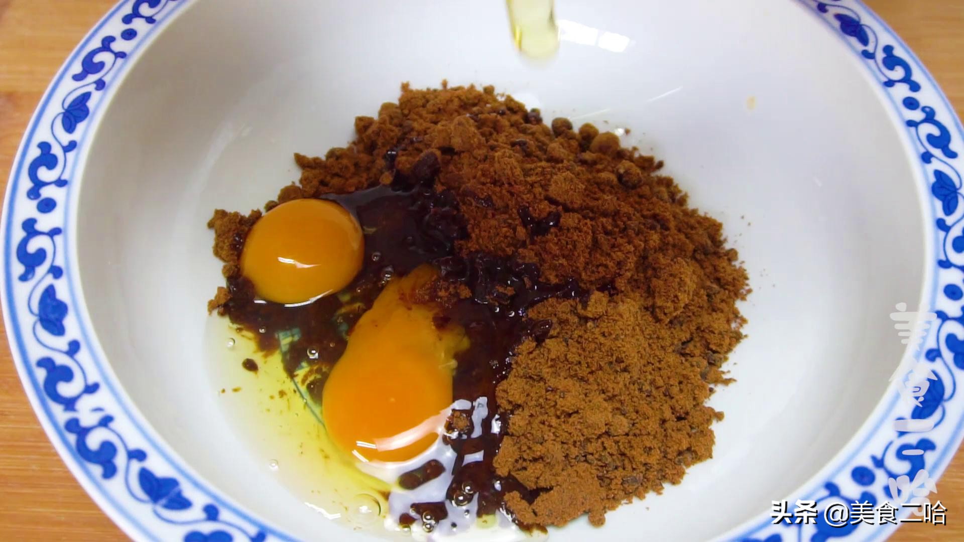 红糖发糕不放酵母粉可以用小苏打,红糖发糕的好吃做法不揉面不发面