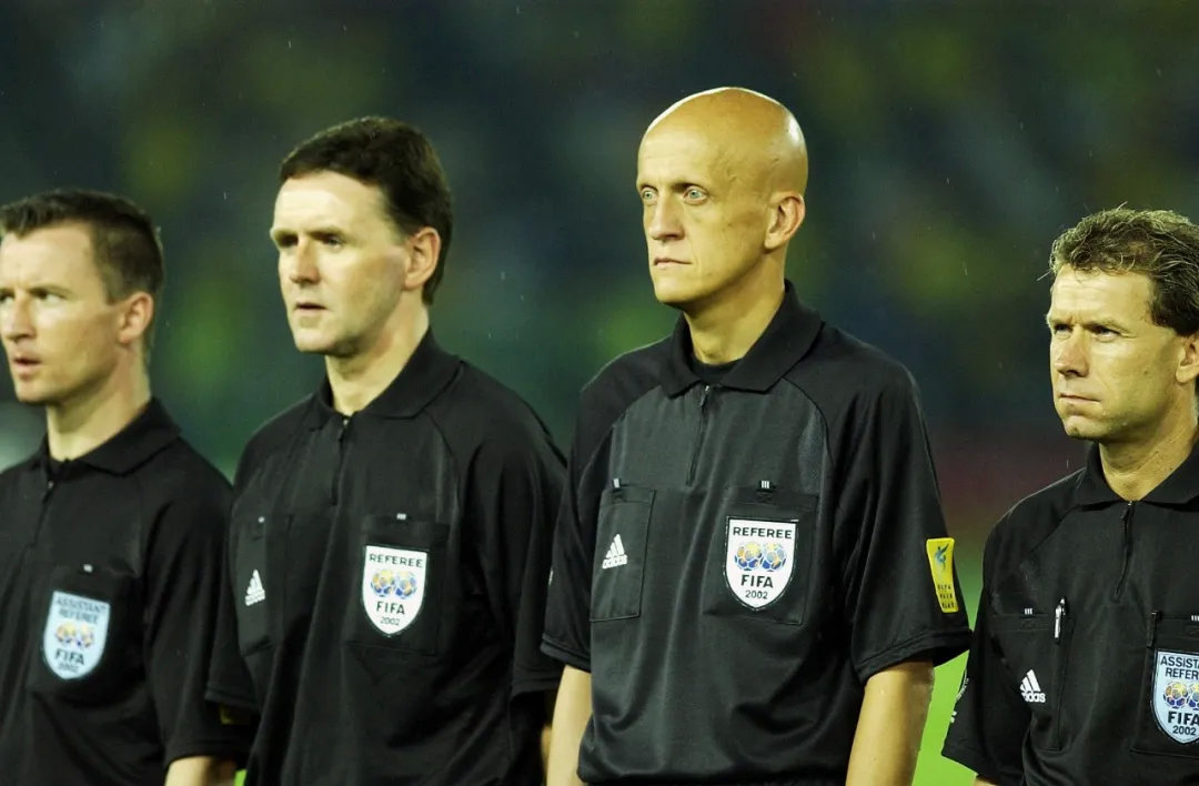 作为一个足球裁判员必须懂得什么,足球裁判的四个成长阶段