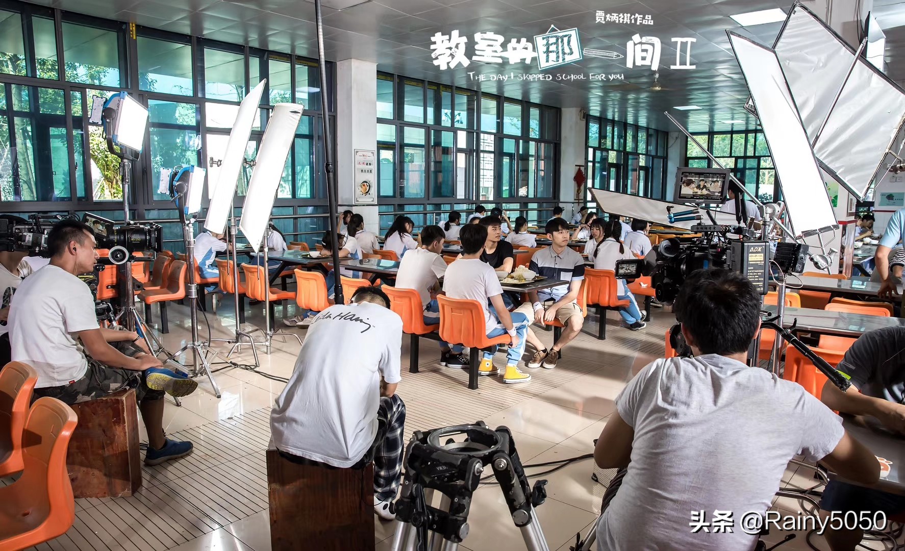 在剧组干木工工作是一种什么体验,在剧组里面工作辛苦吗