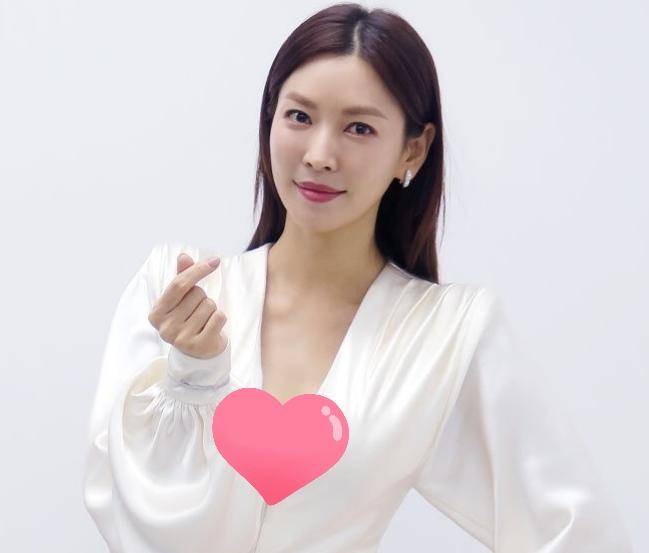 “国民反派”回归家庭剧目？素妍欧尼《IRIS》后再创演技巅峰