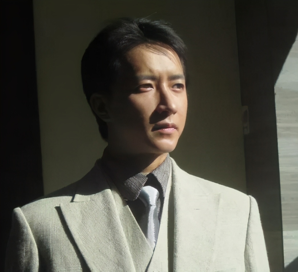 娌瑰ご绮夐潰鎶楁棩绁炲墽,娌瑰ご绮夐潰