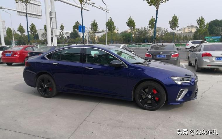 2019款别克君威gs28t百公里油耗,君威2.0t和1.5t油耗一年差多少钱