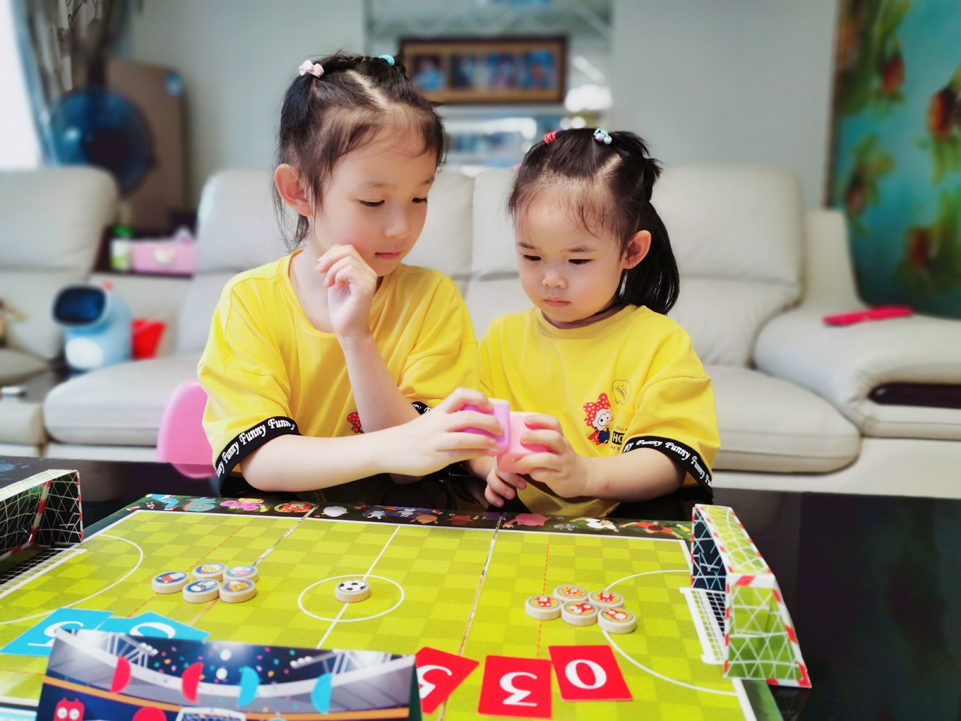 0-1岁早教玩具摇一摇,摇一摇机器人