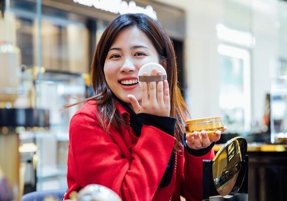 化妆品购买注意事项表,买化妆品应该注意什么问题