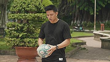 新手小白怎么颠勺,足球小白颠球入门教程