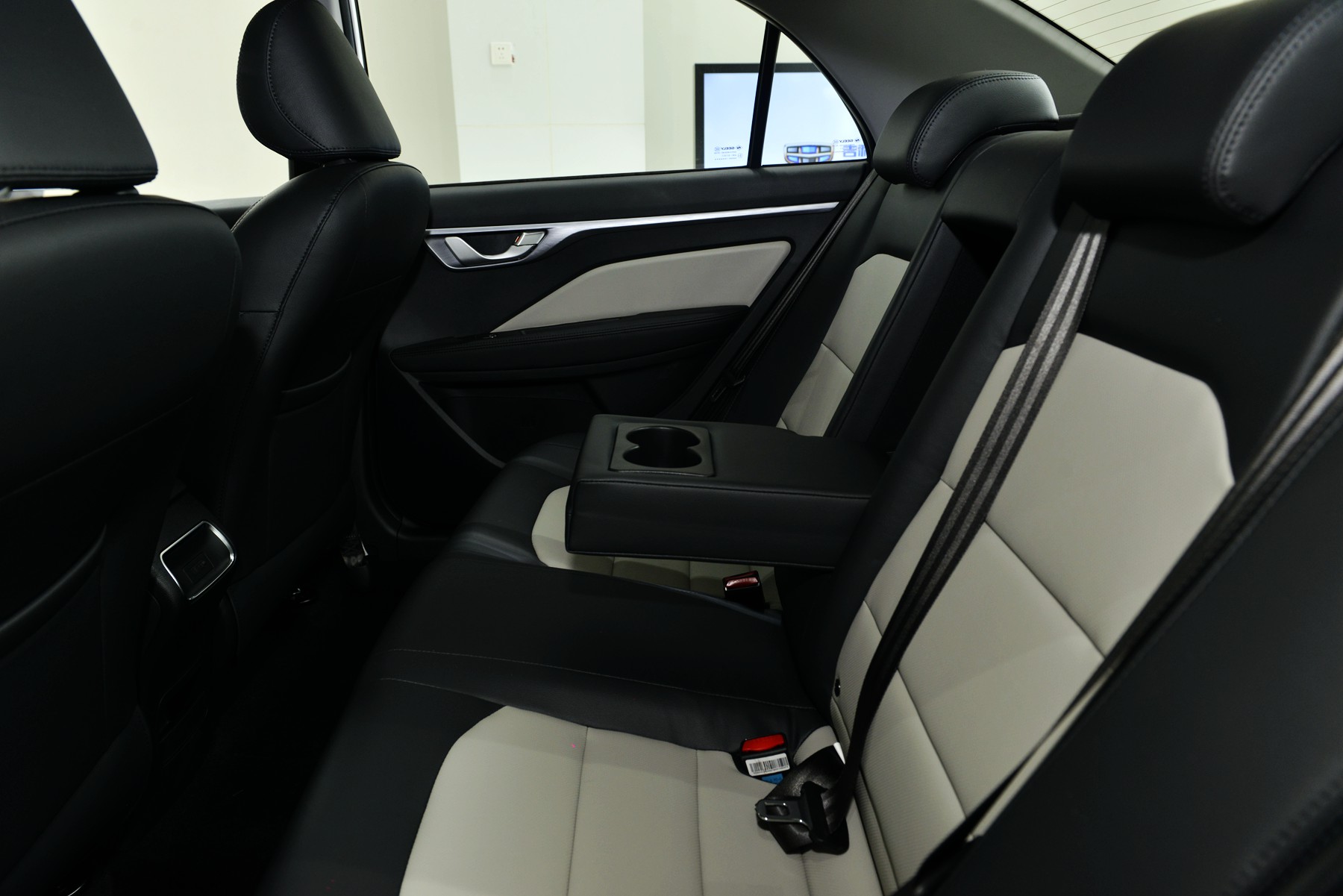 吉利新远景带你解读,吉利新远景只说缺点