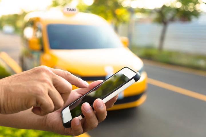 叫停巨头社区团购,互联网巨头回应入局社区团购