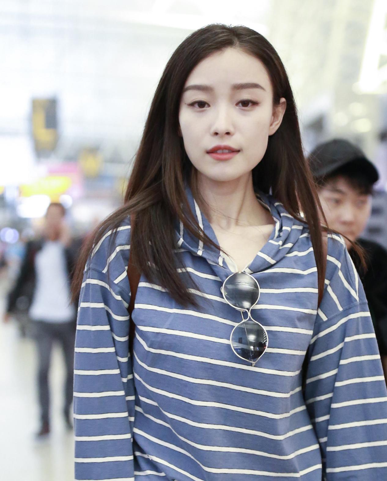 女生175标准体重是多少斤,女生175cm的标准体重是多少