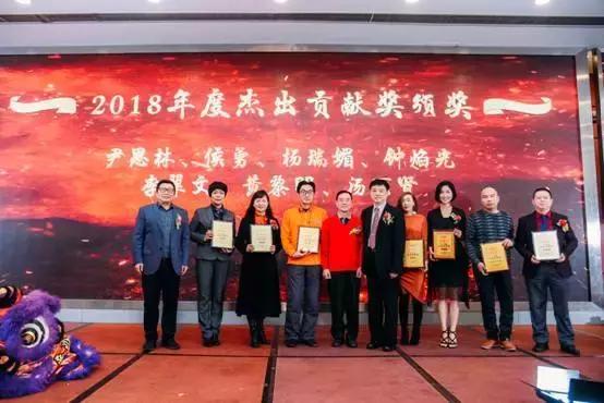 文汇天下，与时俱进，铸新辉煌