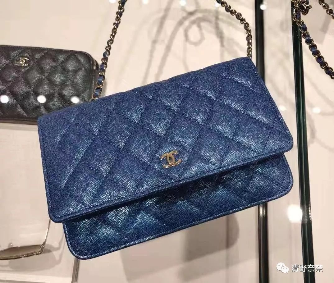 香奈儿丝绒手袋,应该如何选择香奈儿包包