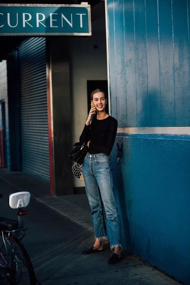 有弹力的牛仔裤会越穿越宽松吗,弹力牛仔裤宽松的好还是紧身的