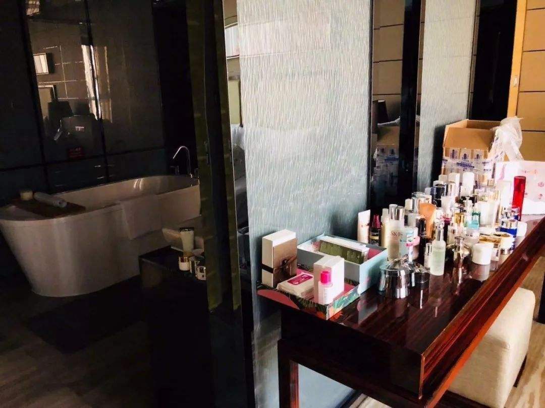 dhc润唇膏超级好用吗,dhc润唇膏药妆版怎么样