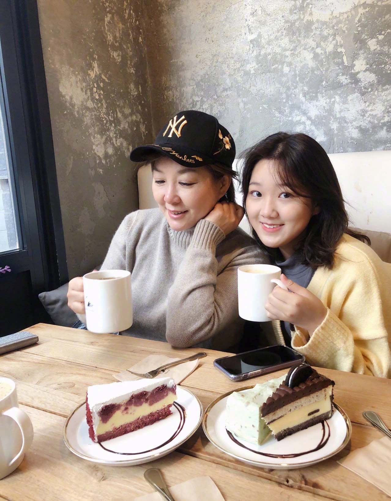 李静创业故事视频播放,李静谈女强人的心酸