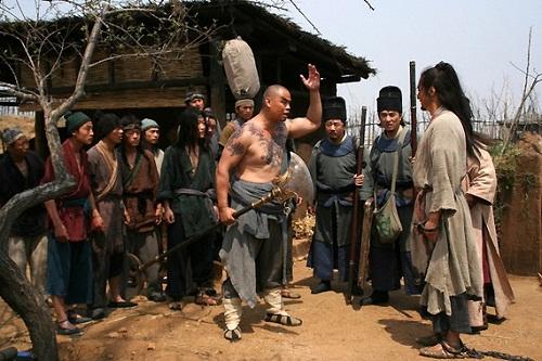 林冲与鲁智深后期关系不好,野猪林鲁智深为什么看清了林冲