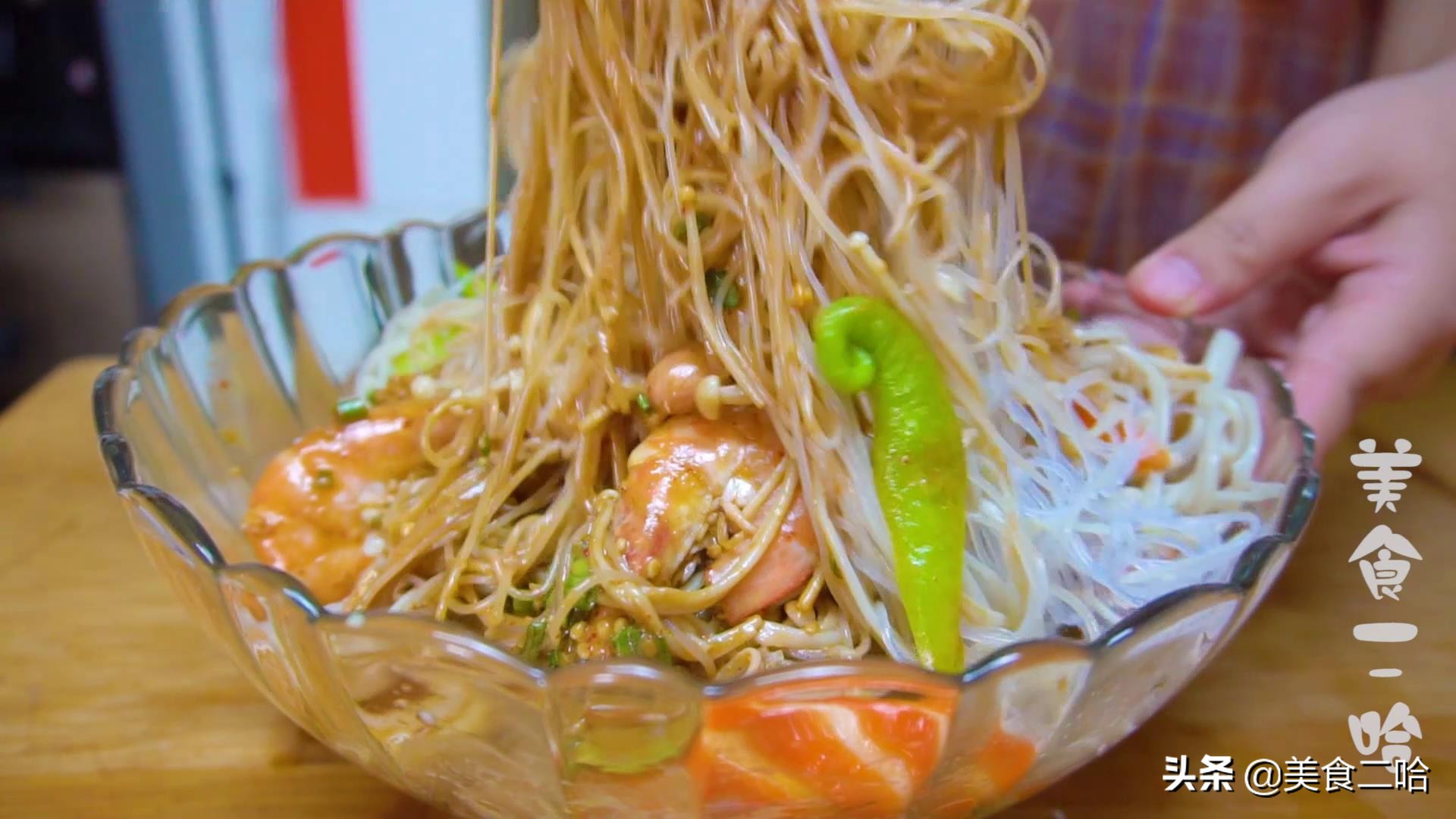 吃很多加辣加糖的麻辣拌,麻辣拌不辣怎么加辣