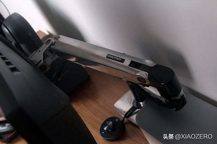 没有什么桌面几点零,折腾不止的电脑桌面好物分享