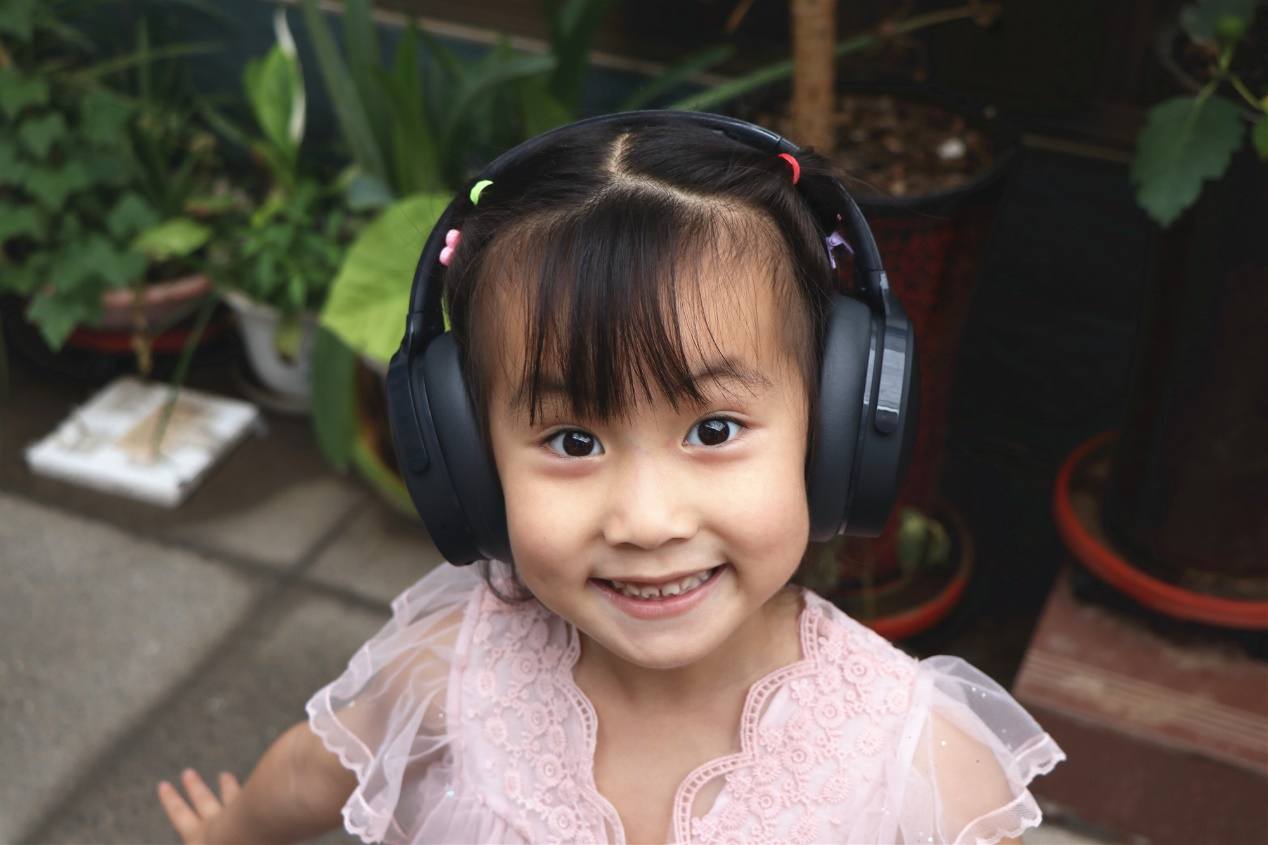 hifi头戴式无线蓝牙耳机推荐,同价位是选耳麦还是入耳式耳机