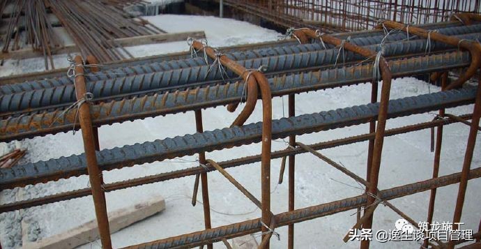 施工现场钢筋安装绑扎通病案例,钢筋质量通病基础知识培训讲义