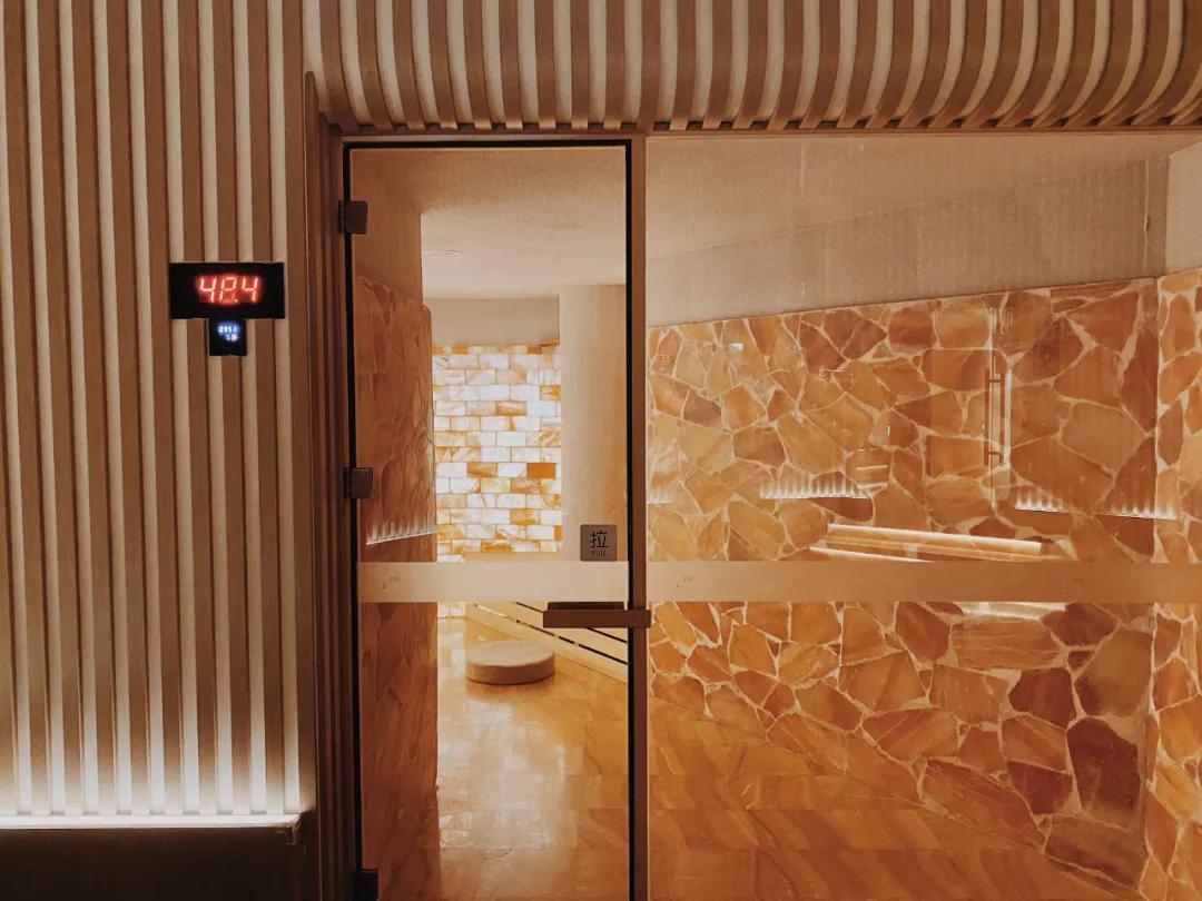 又搓澡去了，看看最贵澡堂的亲弟弟长啥样