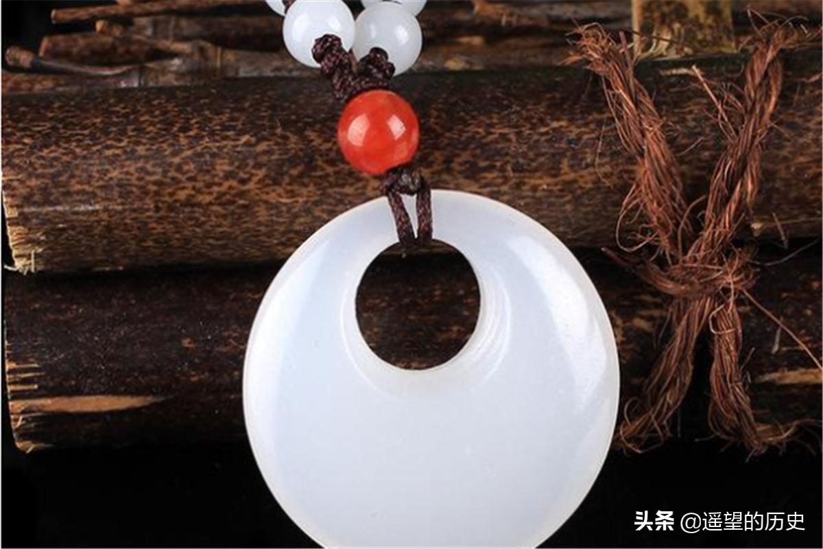 男戴观音女戴佛为什么有这种说法,为什么崇尚男戴观音女戴佛