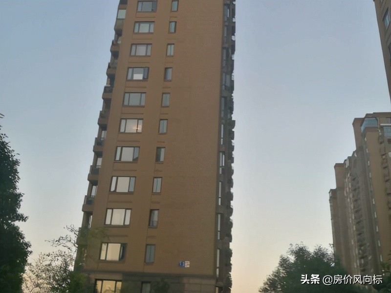 杭州二手房10月成交价,2015年杭州二手房挂牌多少套