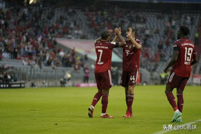 卢卡库谈c罗进球,卢卡库c罗逆转上半场