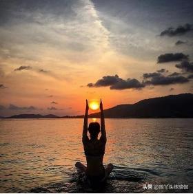 调节内分泌瑜伽动作练习,女性内分泌瑜伽教程